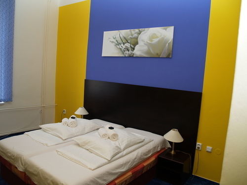Hotel Bila Ruze Strakonice Extérieur photo